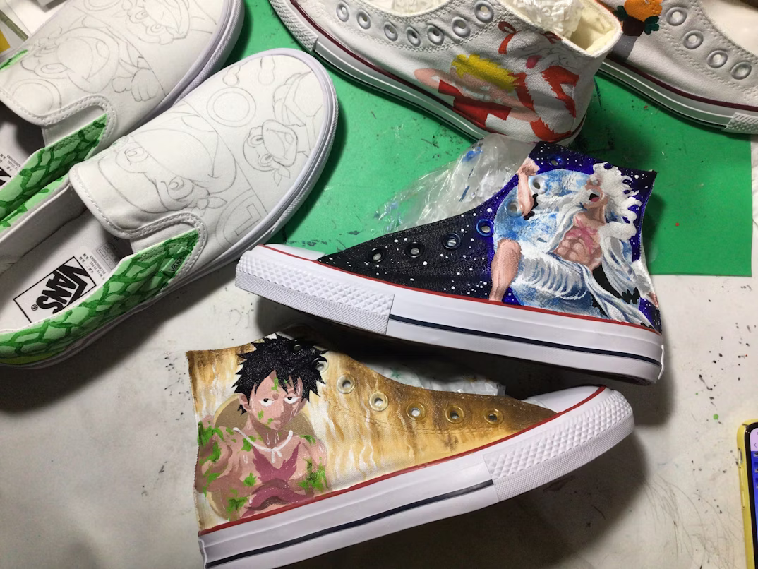 Sneaker & Accessory Customization